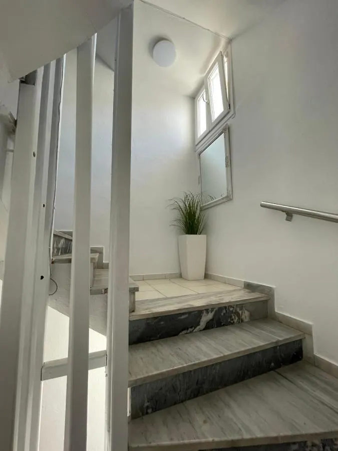 Afrodite II Sarti Aparthotel